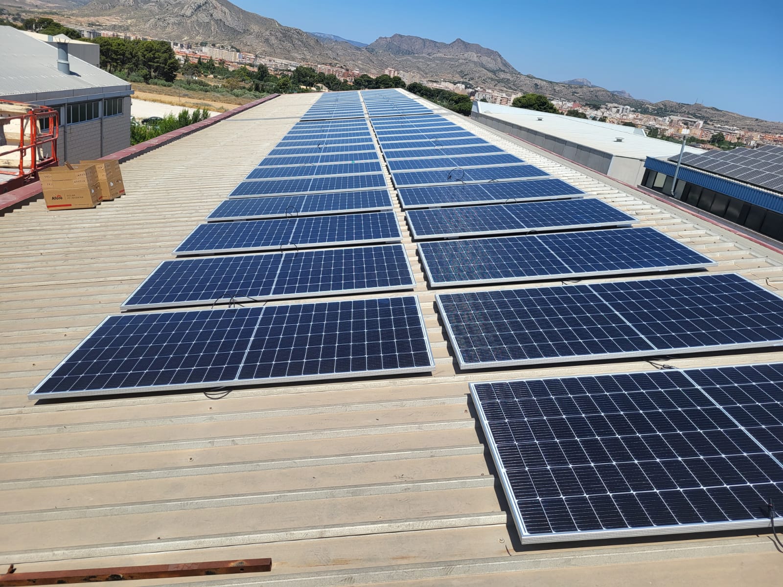 Paneles solars de Tiendas LyC