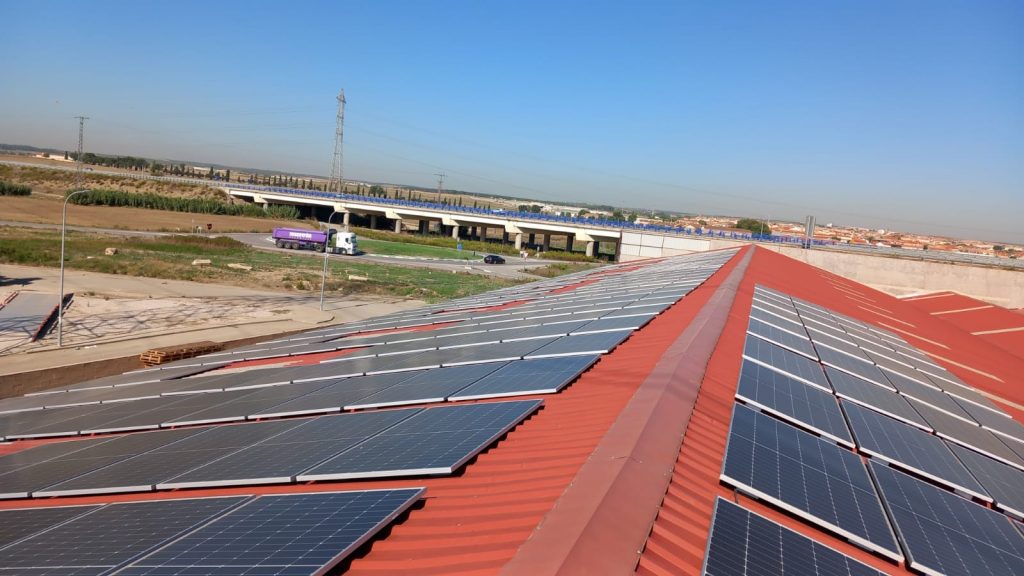 Paneles solares en Plasex